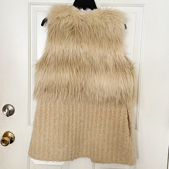 Guess Faux Fur Vest Women's Tan Y2K Knit Open Front Sweater Vest Size Small - Picture 2 of 5